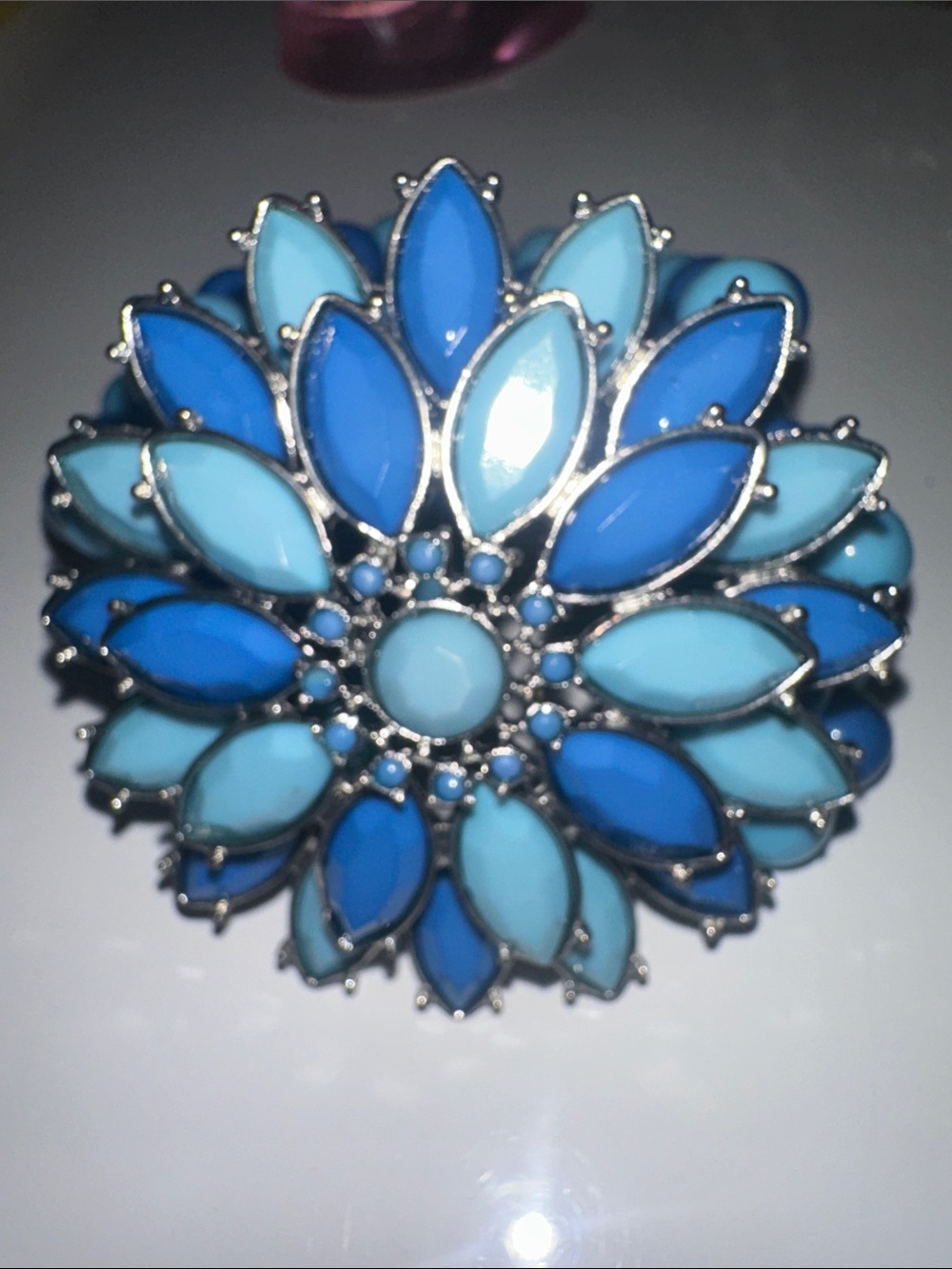 Blue Floral Statement multi-strand beaded stretch bracelet, light blue & blue.
